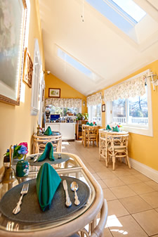Paradise Cafe at Stonewall Jackson Inn